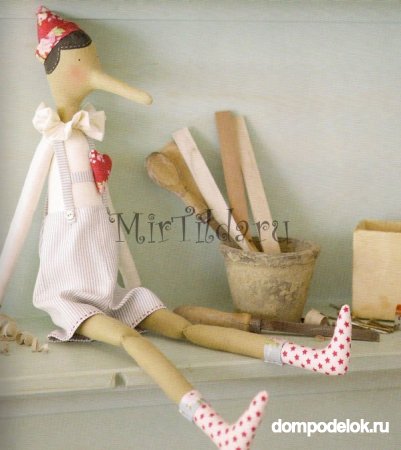Кукла-тильда Пиноккио из кусочков ткани