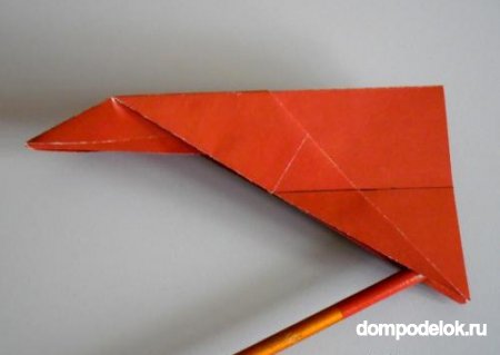 Модель бумажного самолетика с хорошими летными характеристиками