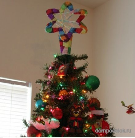 Звезда на рождественскую елку из картона и разноцветной бумаги