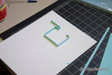 Монограмма буквы в технике квиллинг